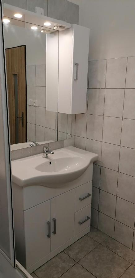 Booking Tržní Decin Exterior foto